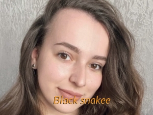 Black_snakee